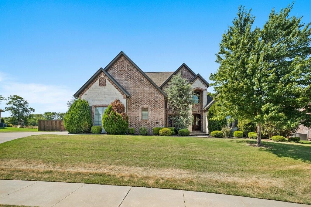 Oak Tree Centerton - Residential