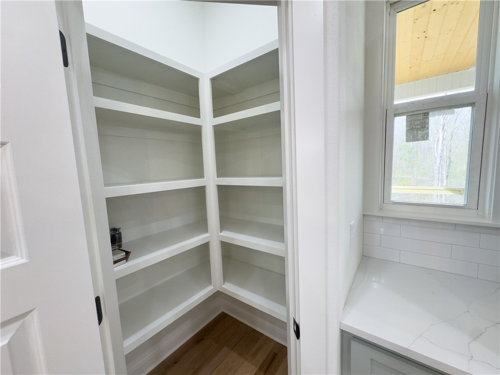 Newburgh Sub Bvv - Residential