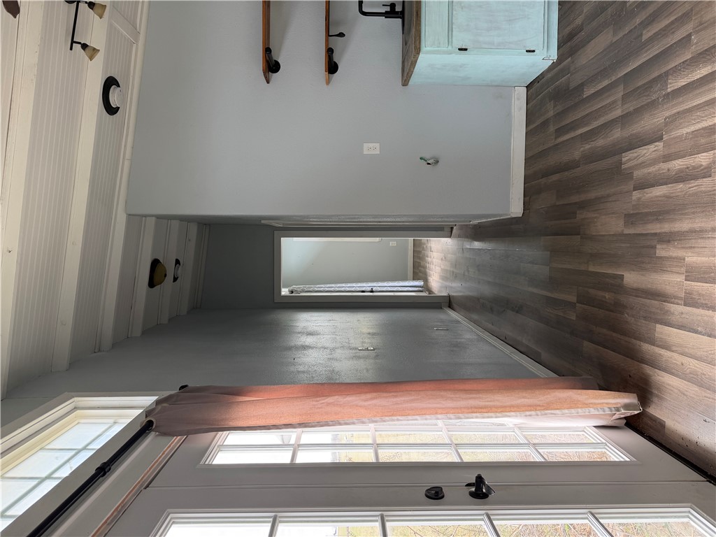 06-20-33-RURAL - Residential