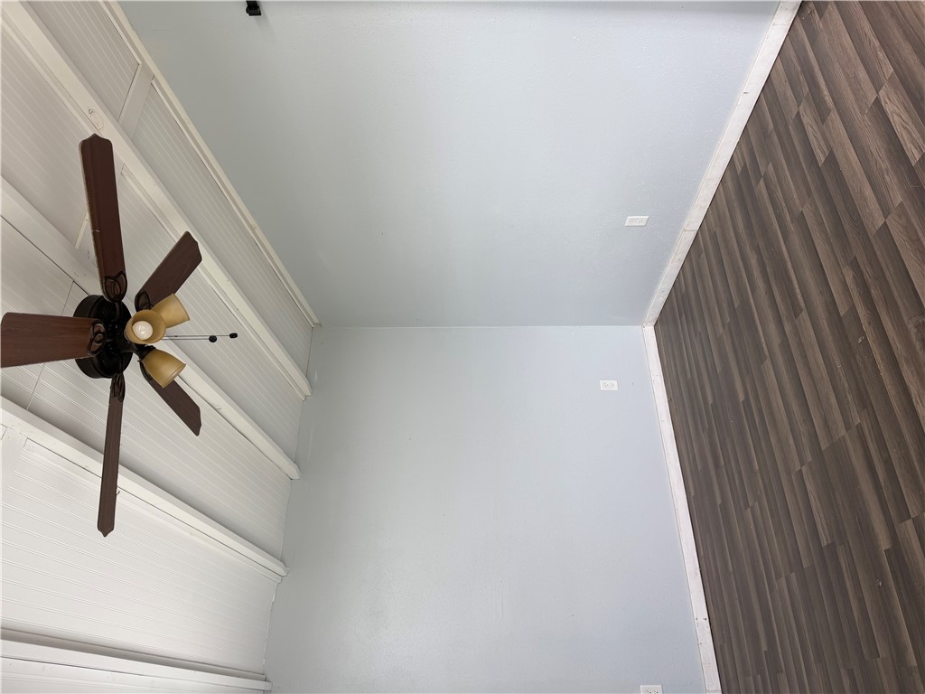 06-20-33-RURAL - Residential