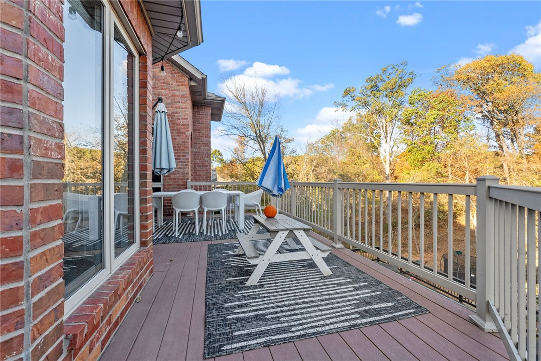 Windsor Manor Sub Bentonville - Residential