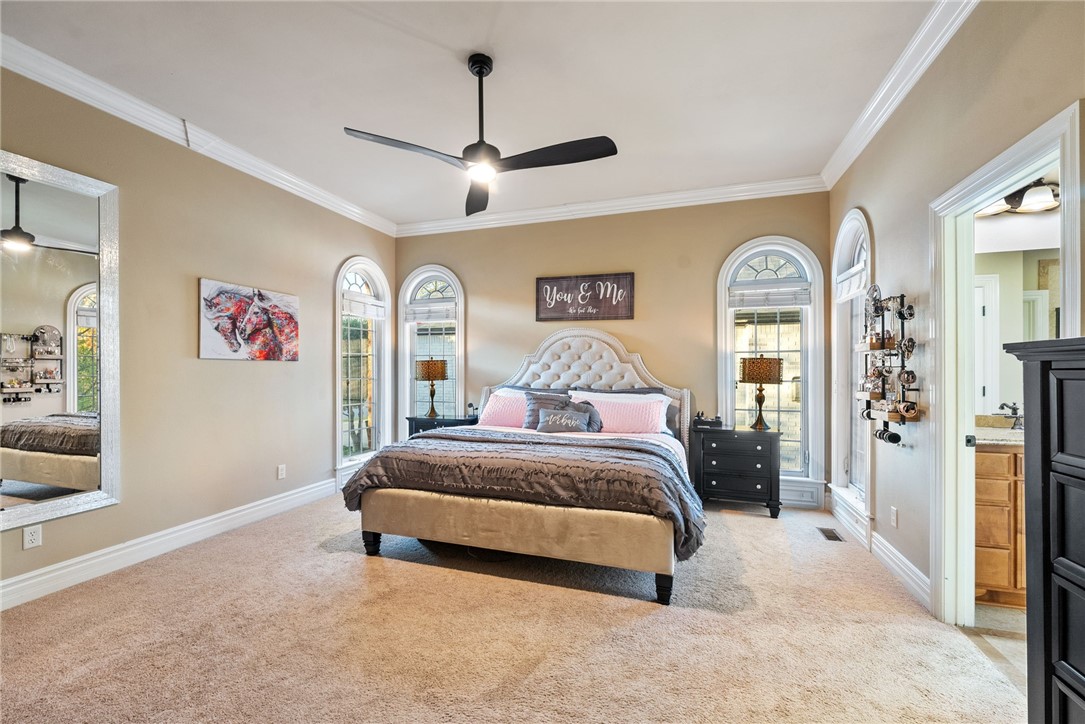 Windsor Manor Sub Bentonville - Residential