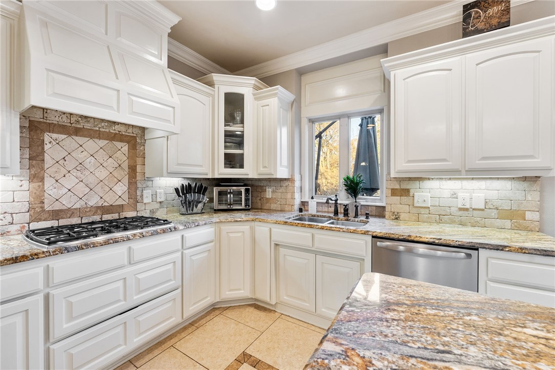 Windsor Manor Sub Bentonville - Residential