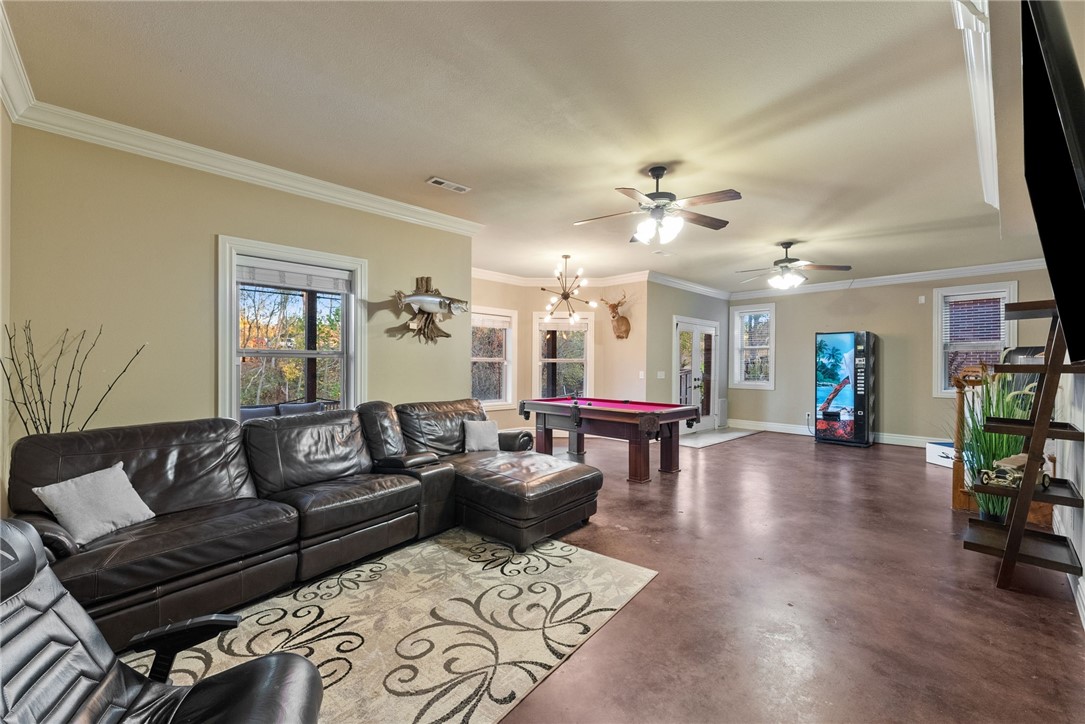 Windsor Manor Sub Bentonville - Residential