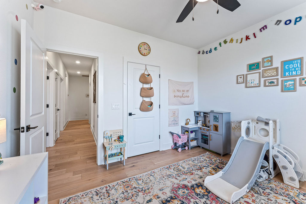 Cambridge Sub Bvv - Residential