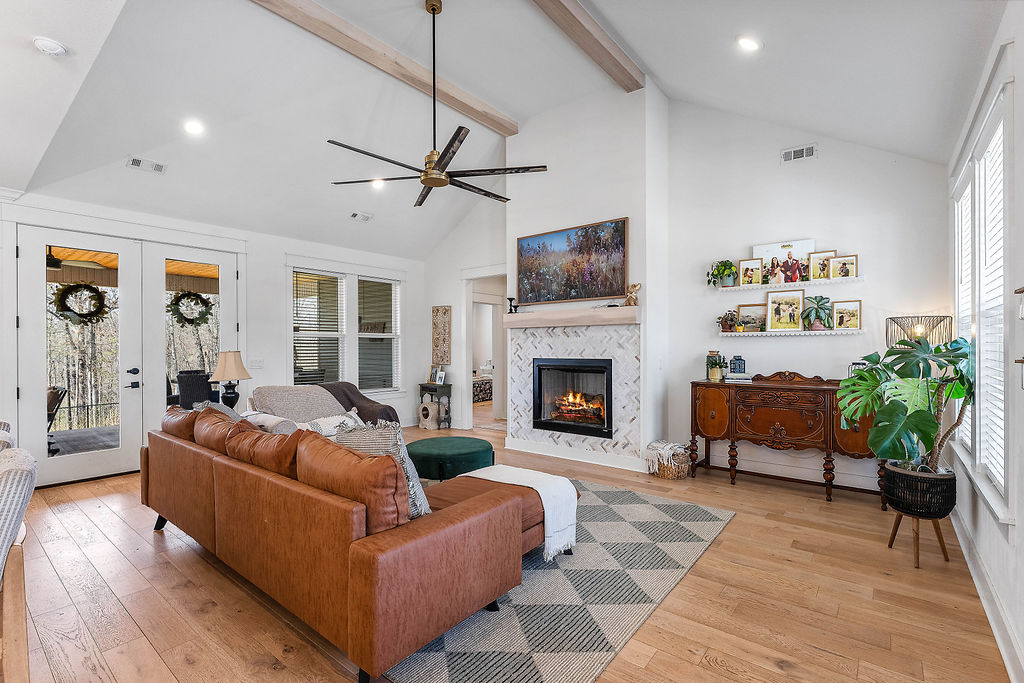 Cambridge Sub Bvv - Residential