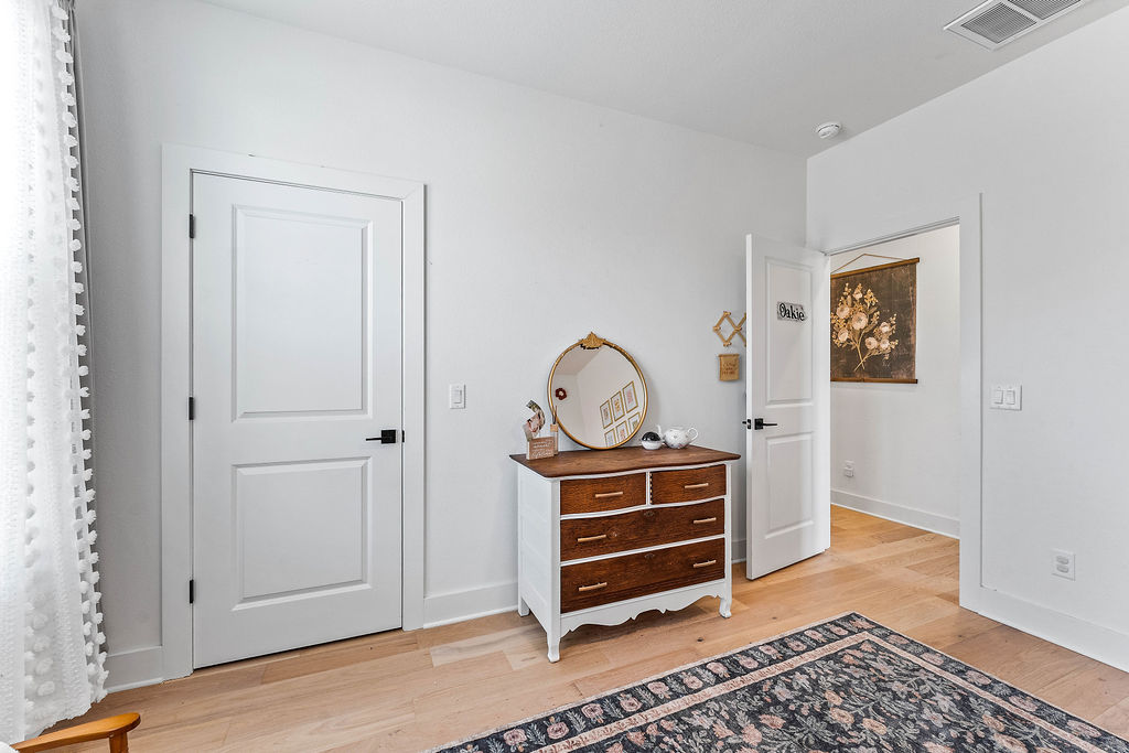 Cambridge Sub Bvv - Residential