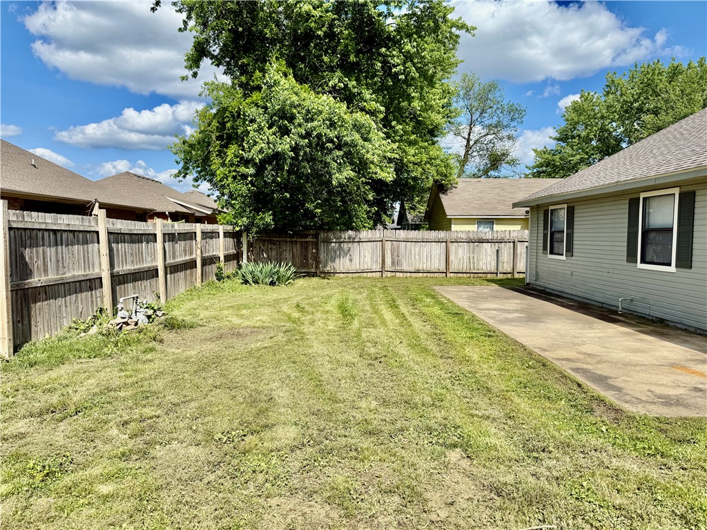 Eastridge Sub Rogers - Residential Lease