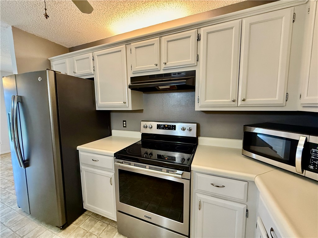 Eastridge Sub Rogers - Residential Lease