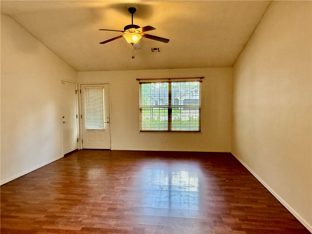 Eastridge Sub Rogers - Residential Lease