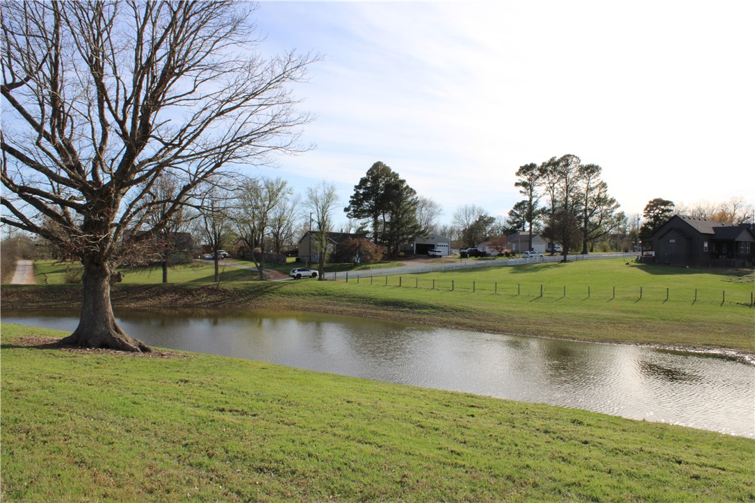 Northern Trace - Land