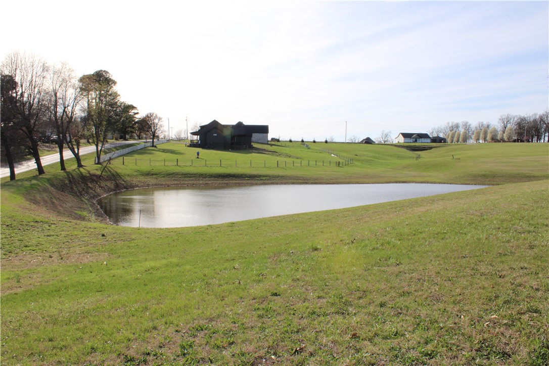 Northern Trace - Land