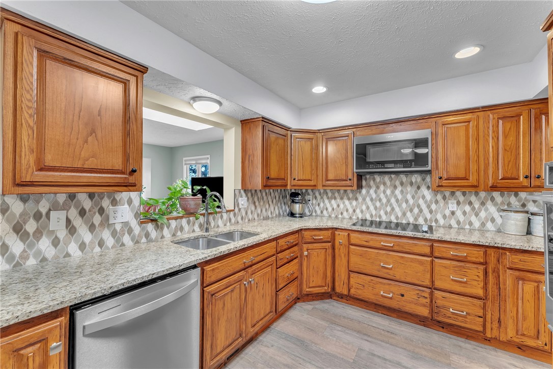 Unit 8 Holiday Island - Residential