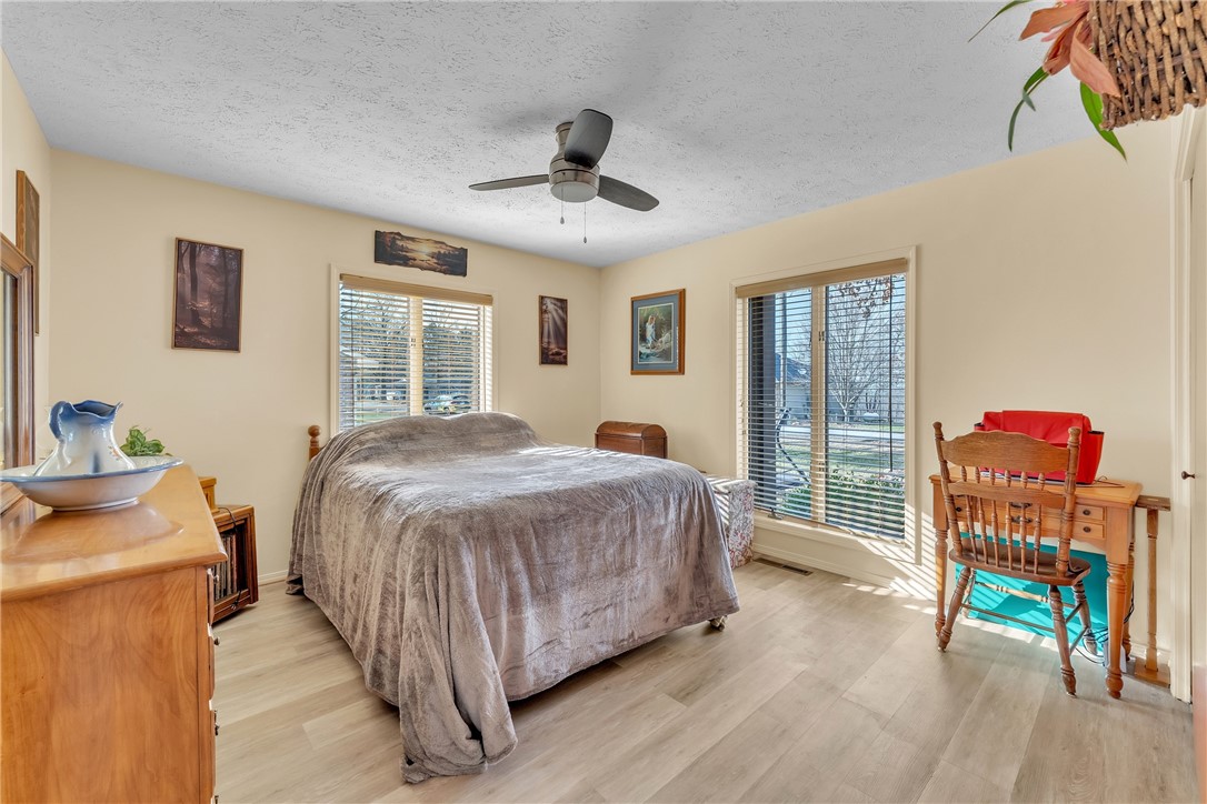 Unit 8 Holiday Island - Residential