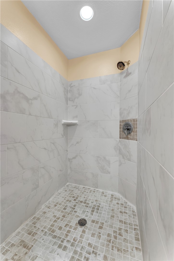 Unit 8 Holiday Island - Residential