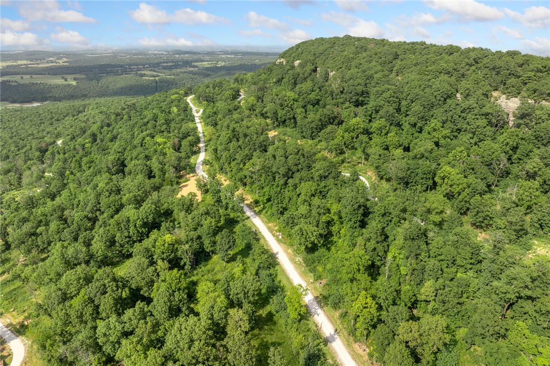 Round Mountain Estates - Land