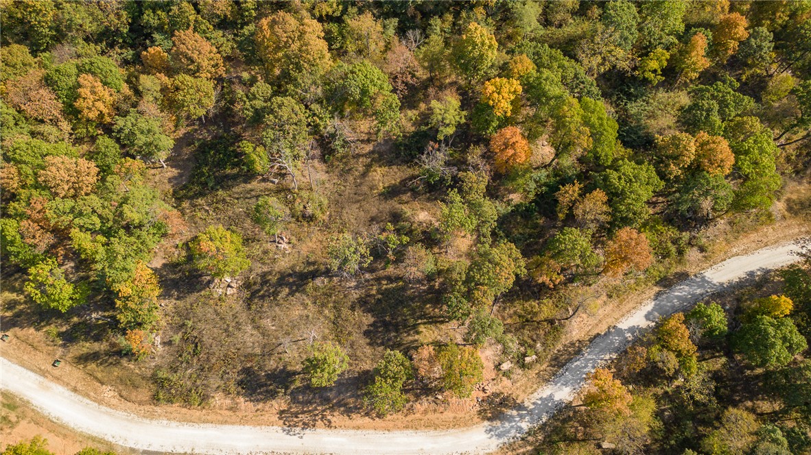 Round Mountain Estates - Land