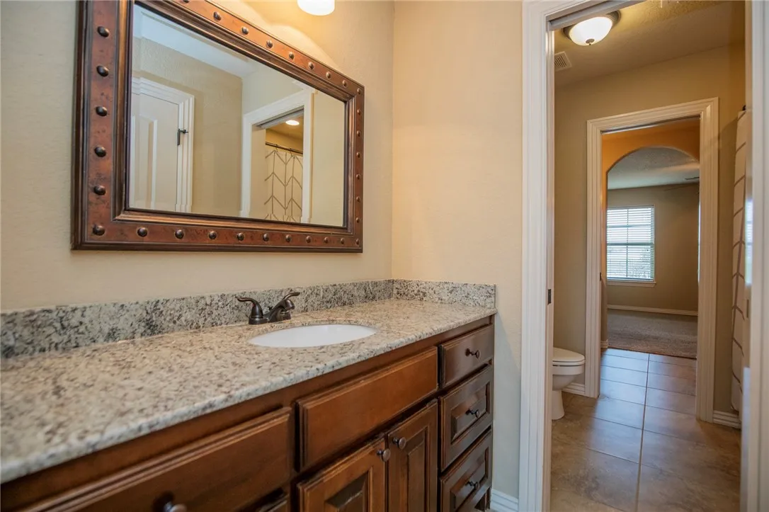 Bentonville, Arkansas 72712, United States, 4 Bedrooms Bedrooms, ,3 BathroomsBathrooms,Residential,Active,246134