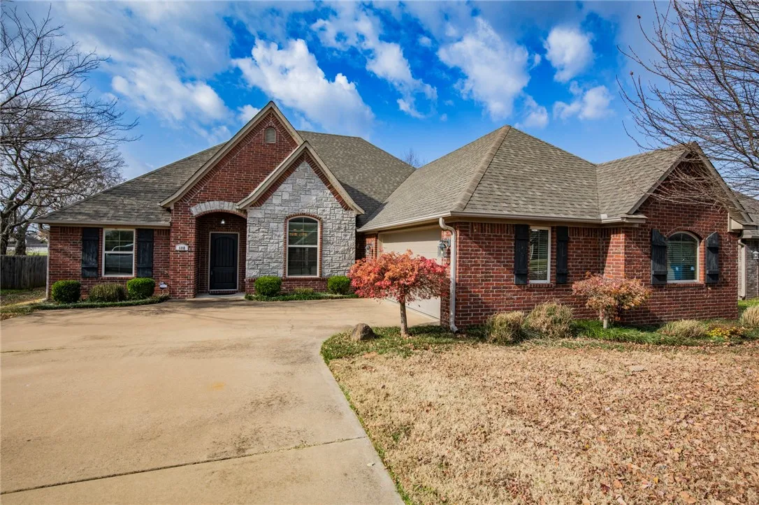Bentonville, Arkansas 72712, United States, 4 Bedrooms Bedrooms, ,3 BathroomsBathrooms,Residential,Active,246134