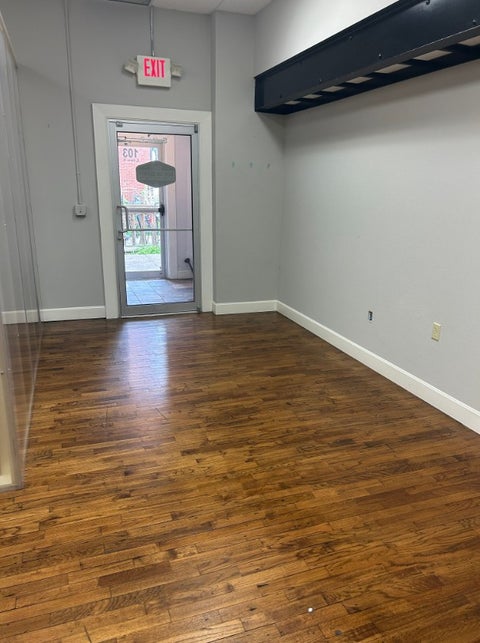 Photo of 116 S Broadway Street 3 #3, Siloam Springs, AR 72761 (MLS # 1353955)