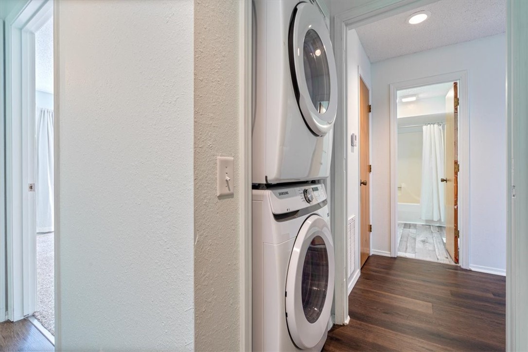 Unit 10 Holiday Island - Residential