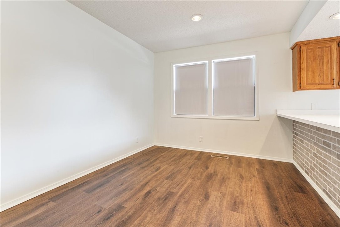 Unit 10 Holiday Island - Residential