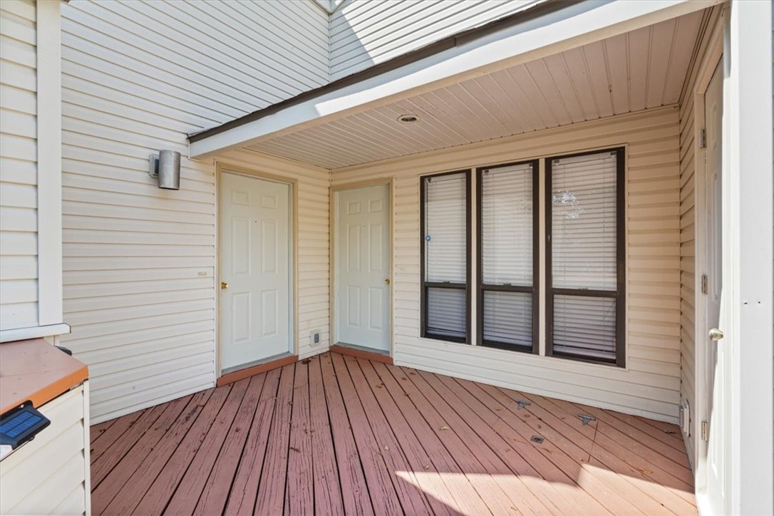 Unit 10 Holiday Island - Residential