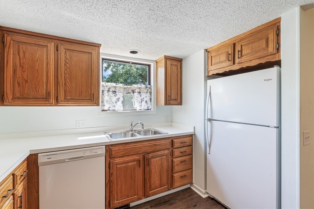 Unit 10 Holiday Island - Residential