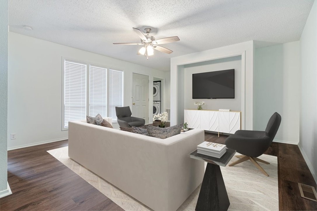Unit 10 Holiday Island - Residential