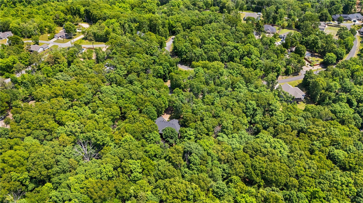Dickenshire Sub Bvv - Residential
