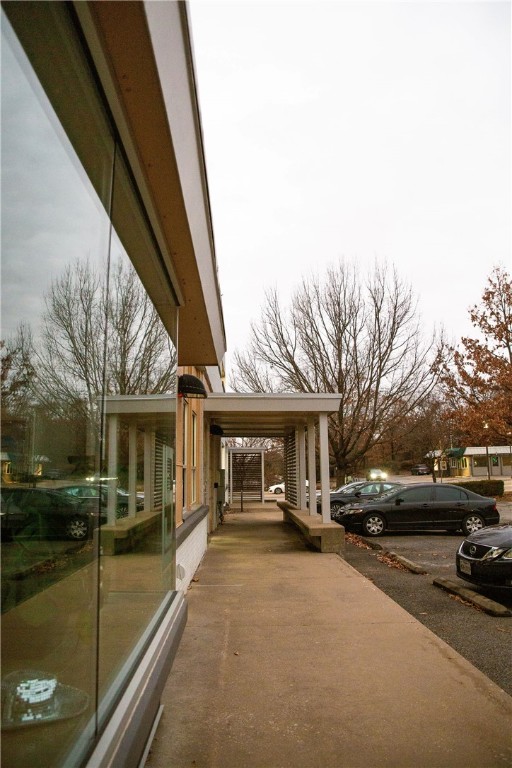 North College Ave Horizonta - Commercial Lease