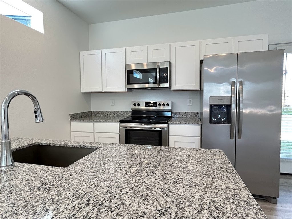 Featherston Village Ph 1 Centerton - Residential Lease
