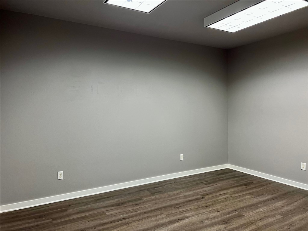 Dunn & Davis Add Bentonville - Commercial Lease