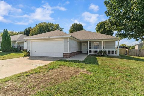 Photo of 2996 Twin County Street, Springdale, AR 72764 (MLS # 1324847)