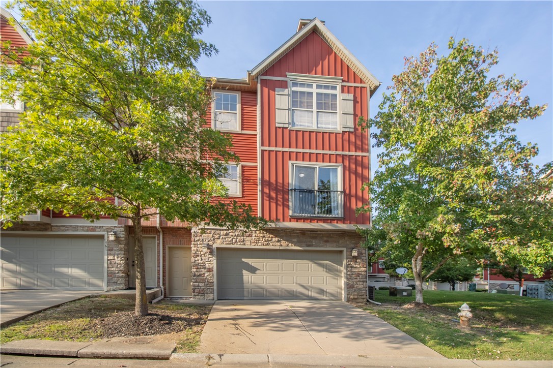 Village On Shiloh Hpr - Residential