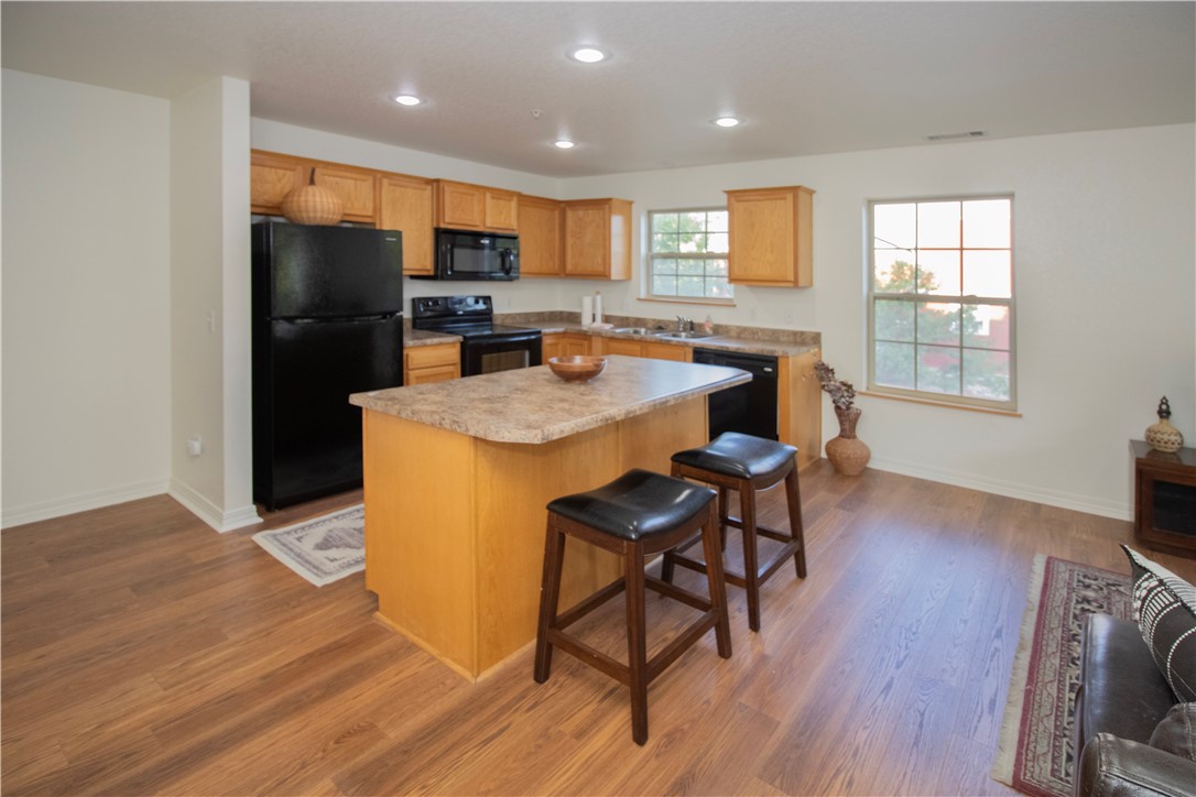 Village On Shiloh Hpr - Residential