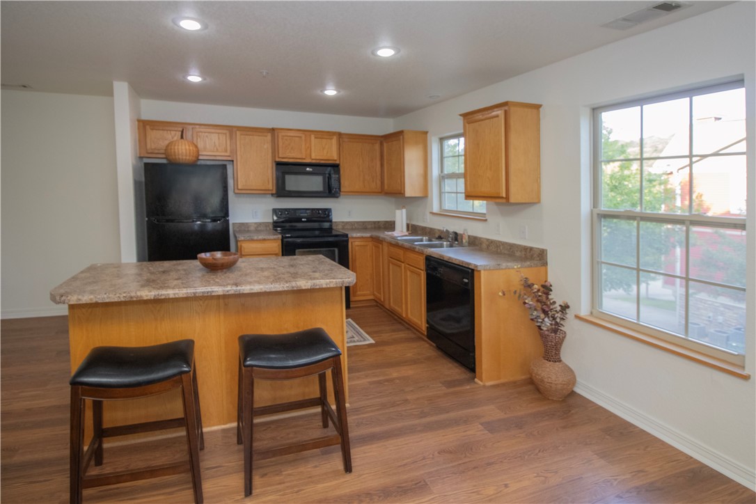 Village On Shiloh Hpr - Residential