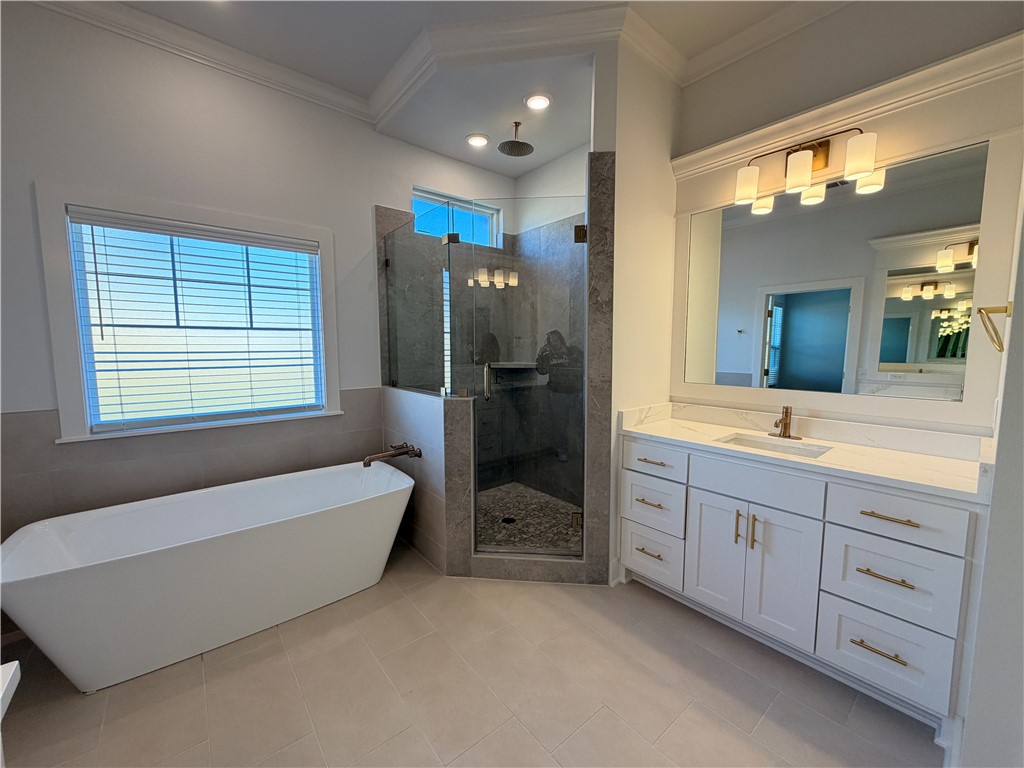 Crescent View - Residential