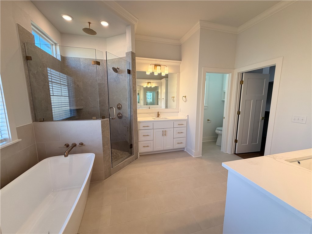 Crescent View - Residential