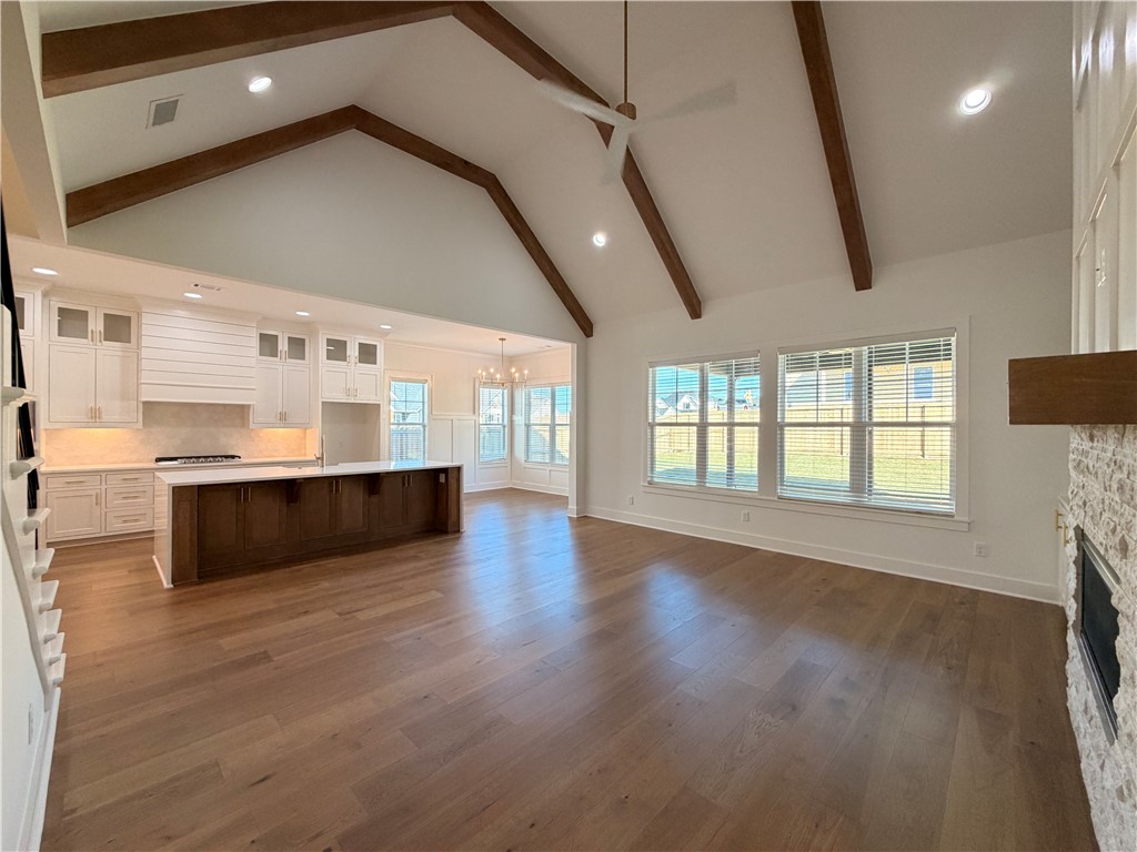 Crescent View - Residential