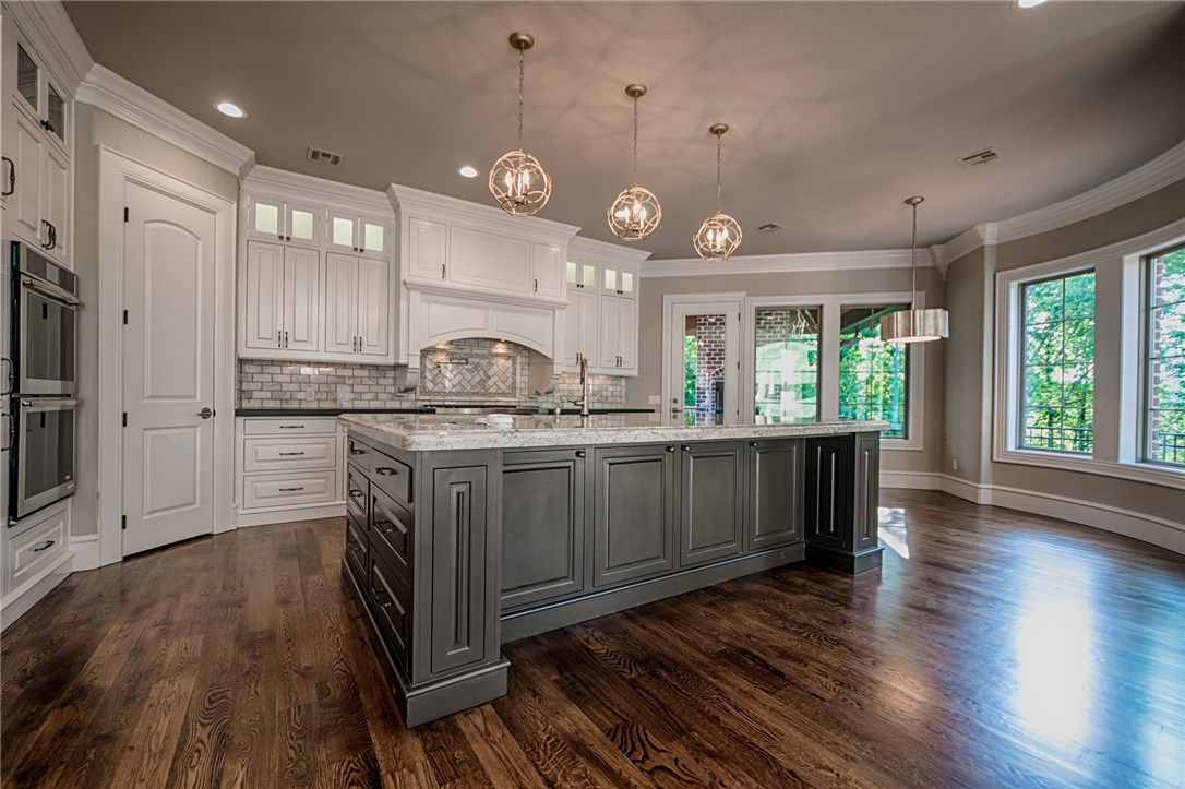 Oak Tree - Residential