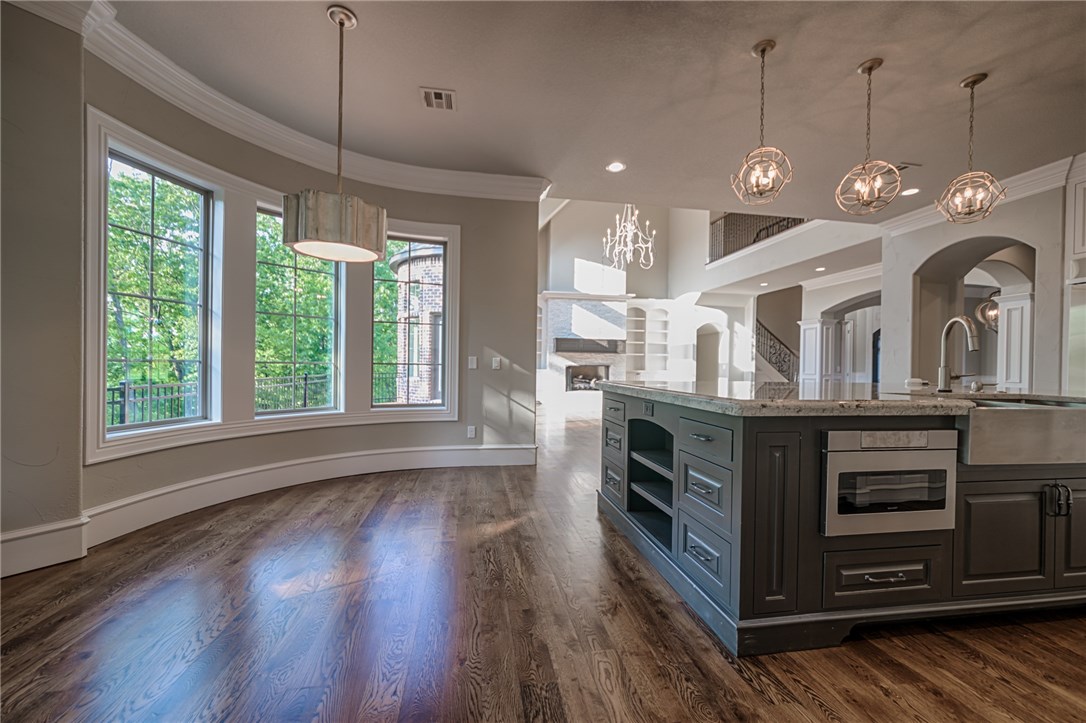 Oak Tree - Residential