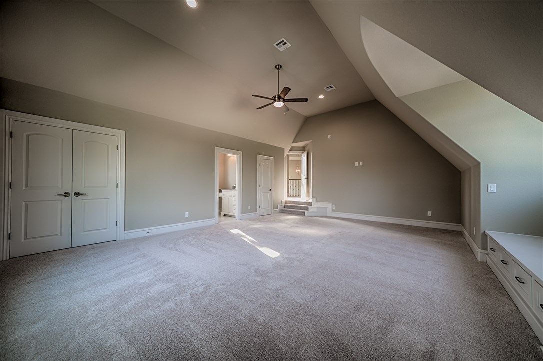 Oak Tree - Residential