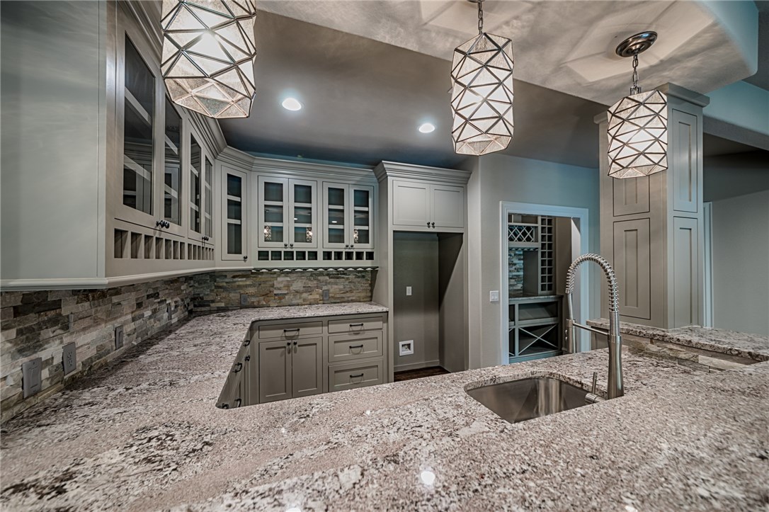 Oak Tree - Residential