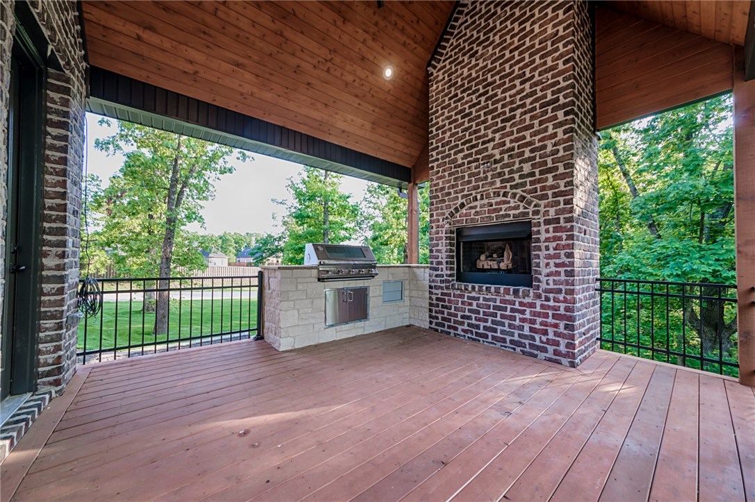 Oak Tree - Residential