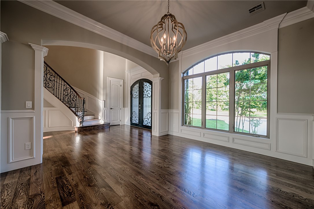 Oak Tree - Residential