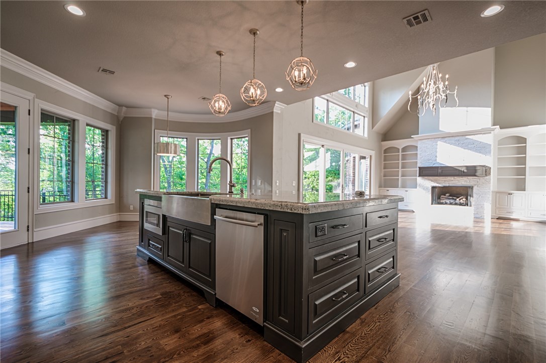 Oak Tree - Residential