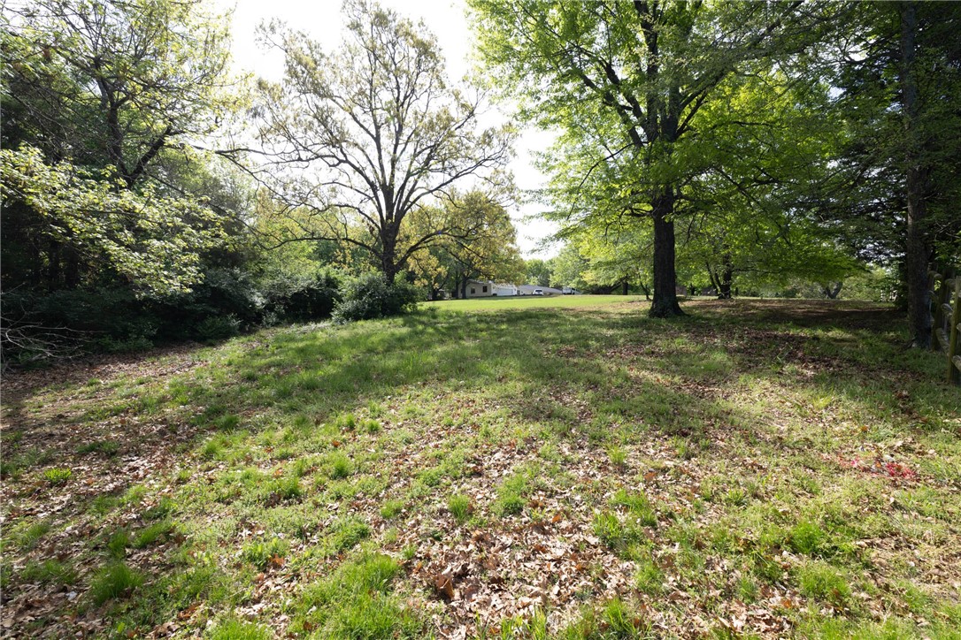 Farmington Outlots - Land