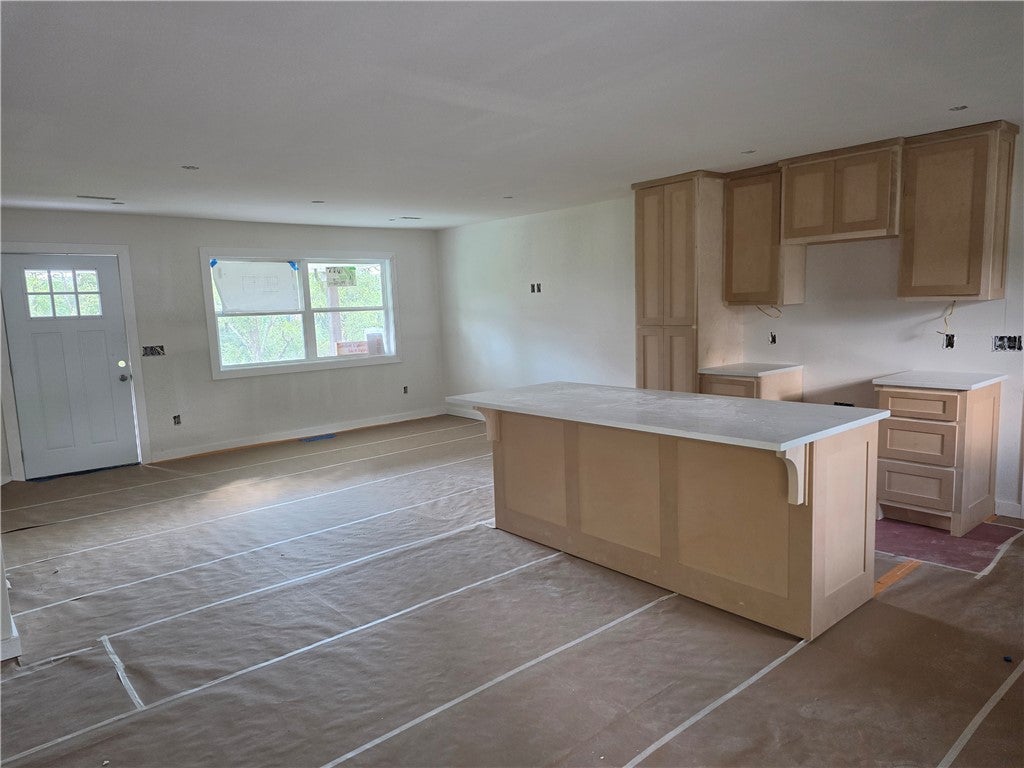 805 Lakeview Drive