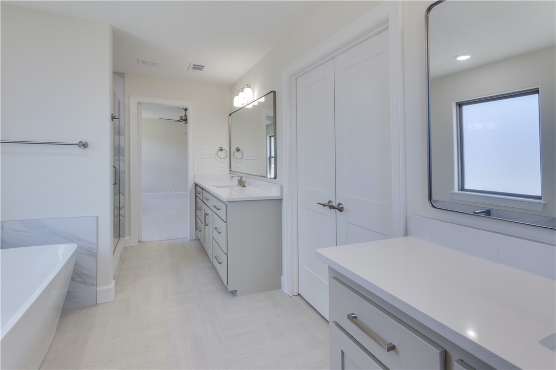 Shire Glen At Chaffee Crossing - Residential